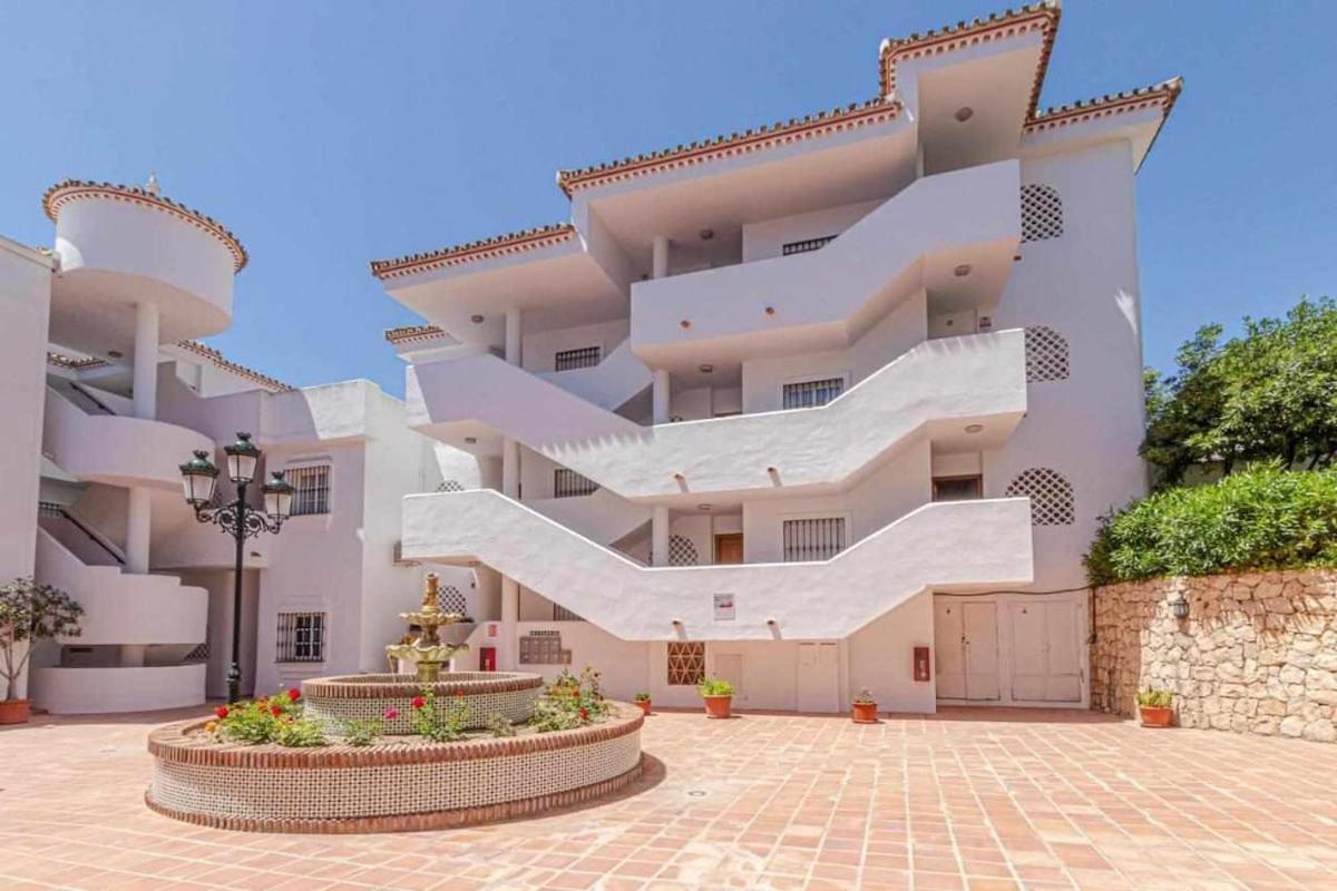 797 Holiday Rentals - Apartamento En Pueblo Quinta A 1 Min De La Playa Беналмадена Екстериор снимка